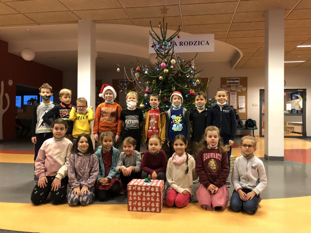 Klasa 1 B - magiczne pudełko