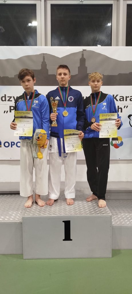 Kacper na podium - złoty medalista