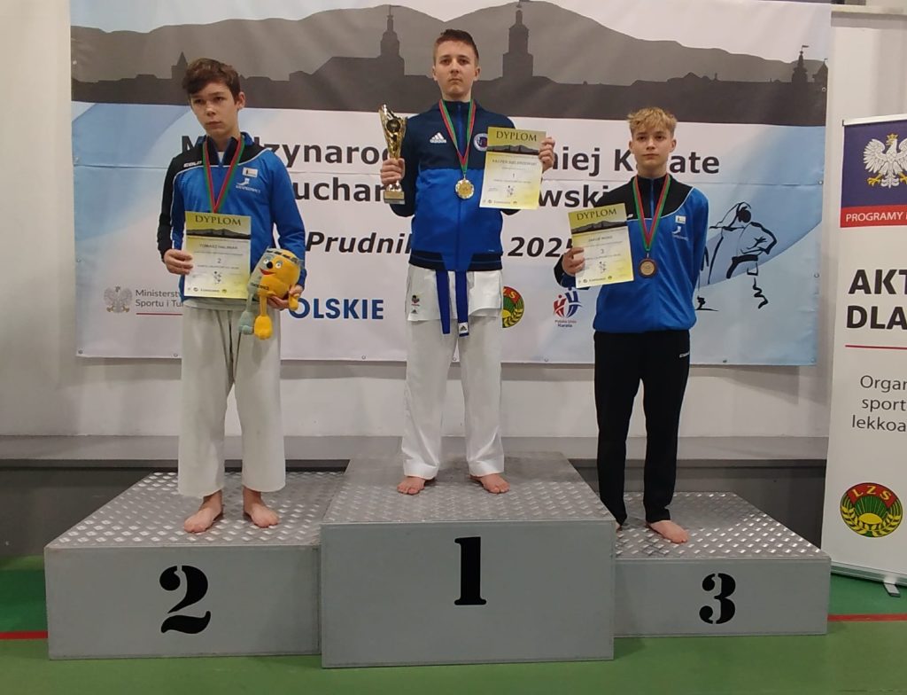 Kacper na podium - złoty medalista