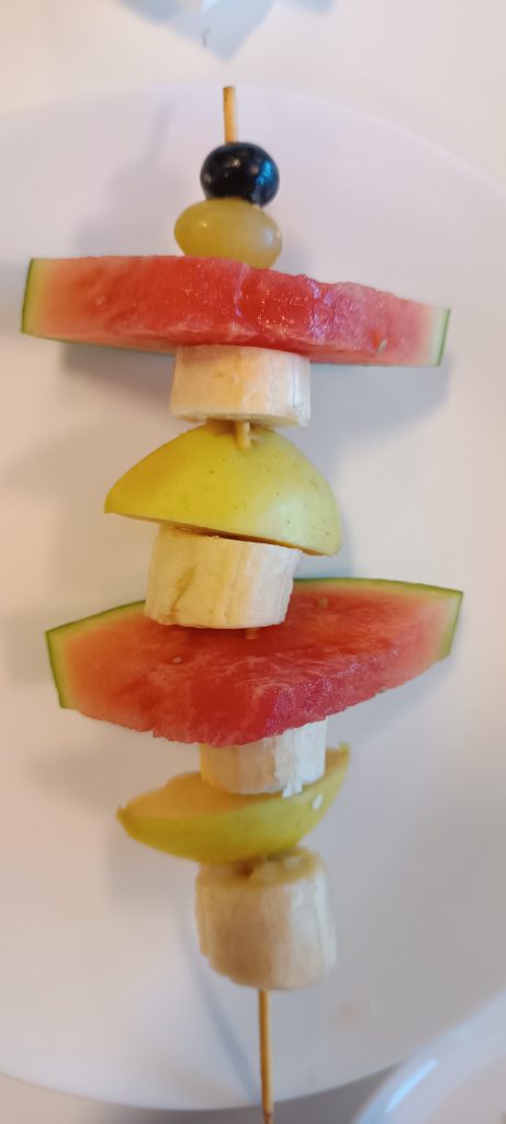 Owocowy szaszłyk