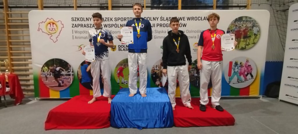 Kacper na podium (7a)