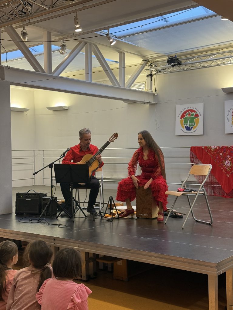 Koncert Agnieszki Bittner i Kamila Bartnika w naszej szkole