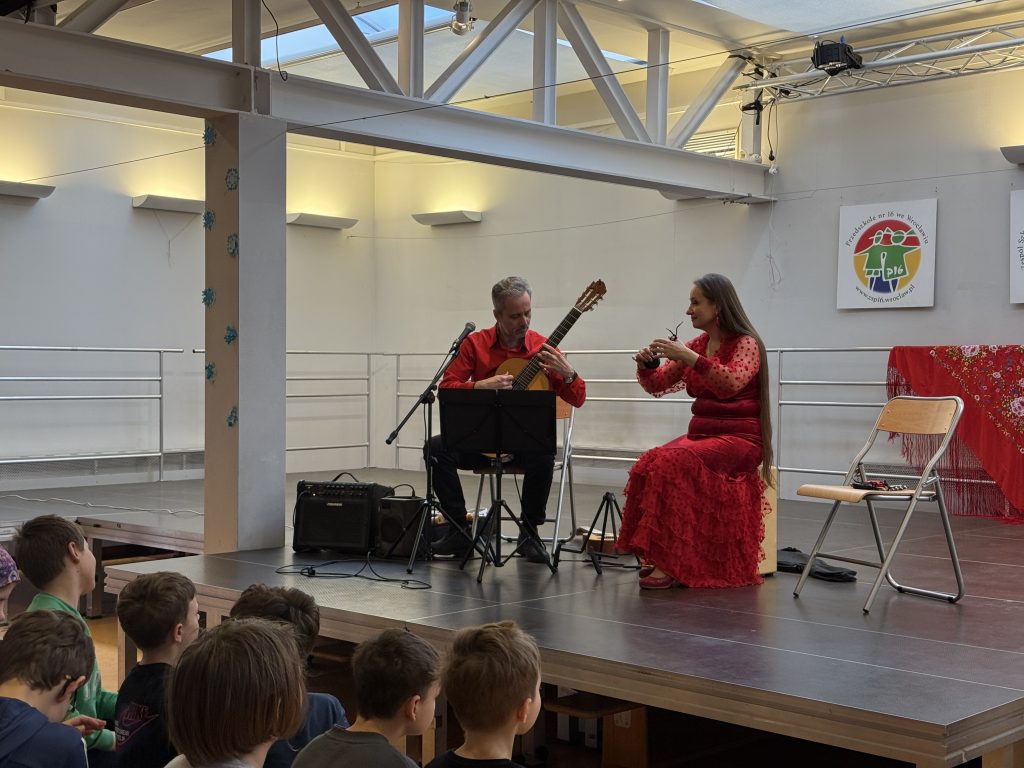 Koncert Agnieszki Bittner i Kamila Bartnika w naszej szkole