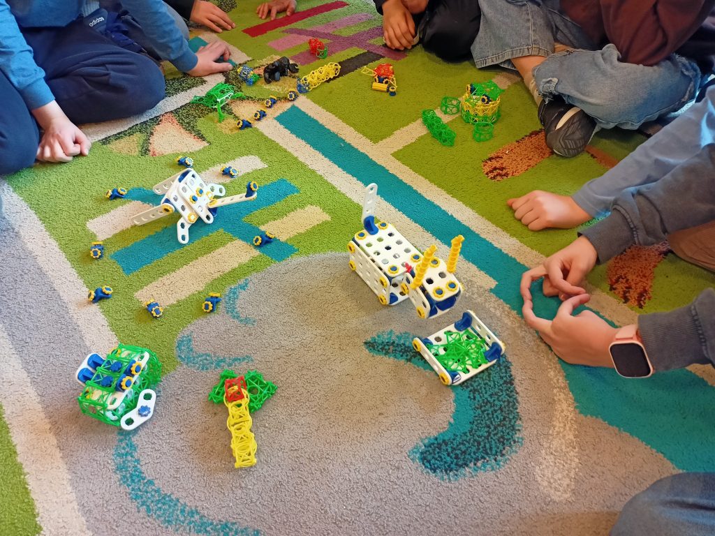 Wykorzystanie sprzętów Laboratoriów przyszłości na lekcjach języków obcych